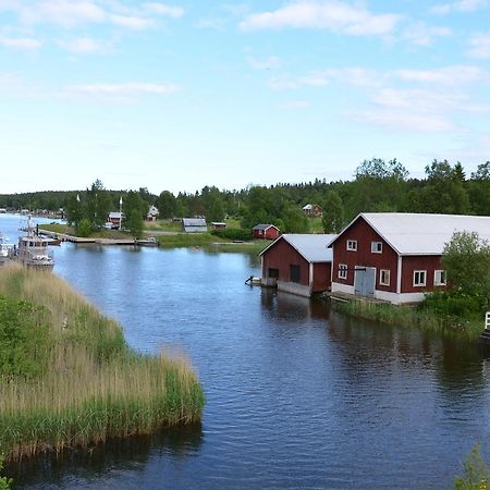 Vardshuset Idyllen Barang Eksteriør bilde